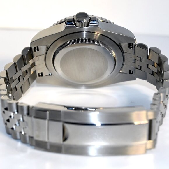 Custom SekoMod “Submariner” style with NH35 Movement 44mm Automatic Diver Watch - Picture 6 of 8